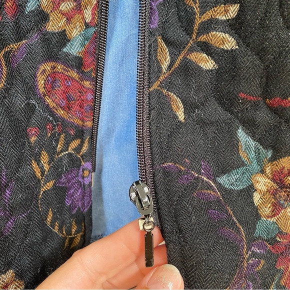 ✨ MADE in CANADA upcycled vintage quilted boho vest w paisley southwestern vibe - Picture 6 of 14